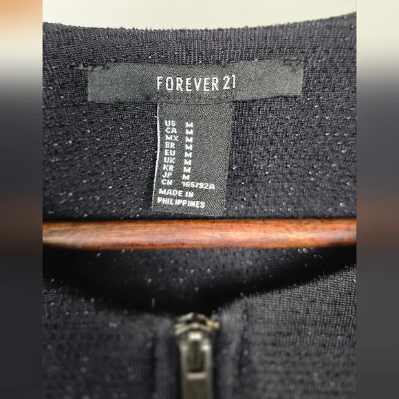 Forever 21 Dressy Black Shimmer Peplum Hem Scuba Sparkle Jacket - Size Medium - Picture 8 of 12